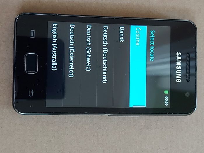 Samsung Galaxy S mobile phone, Model YP-GS1, in excellent condition