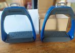 Stirrups - Winderen Saphire - Brand New