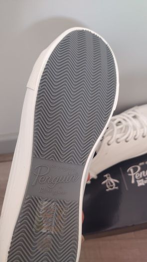 new pinguin men white shoes size 6