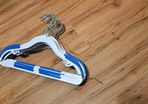 18 child hangers
