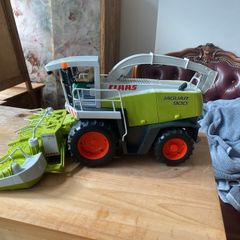Claas Jaguar silage harvester