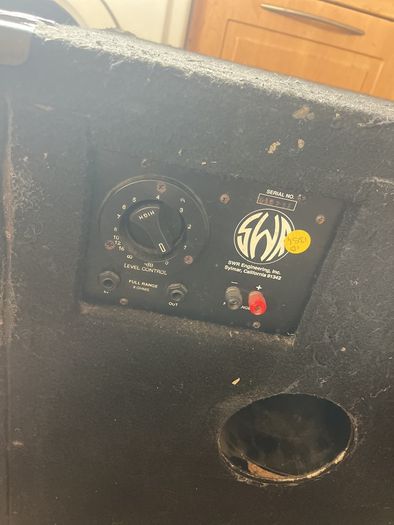 swr Goliath ii 4x10 bass cab