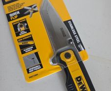 Dewalt knife