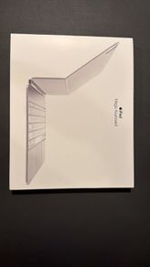 iPad Pro 13-inch M4 (2024 MAGIC KEYBOARD) British English WHITE Brand New Sealed 1 Year Warranty