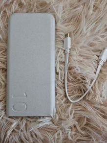 Title: Samsung 10,000mAh Portable Power Bank