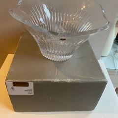 Tipperary beautiful crystal  10 inch  lisroe bowl