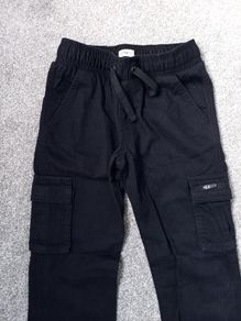 boys trousers.age 8/9