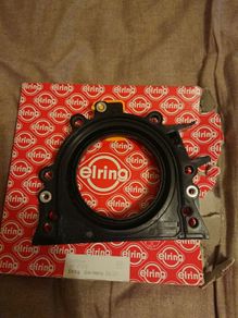 Audi 2.0tdi crankshaft seal with signal sender shed house clearance sale unwanted stuff gift car boot sale Xmas. .