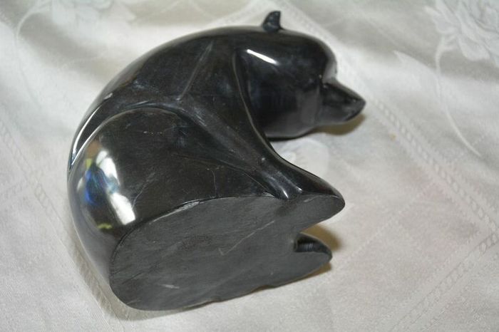 Onyx Marble Black Bear