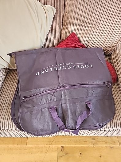 Suit bag