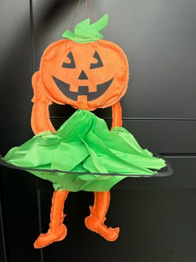 Halloween pumpkin decor