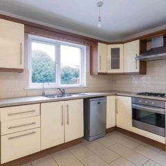 fitted kitchen