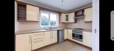 fitted kitchen