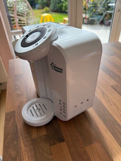 Baby Bottle Maker, Tommee Tippee