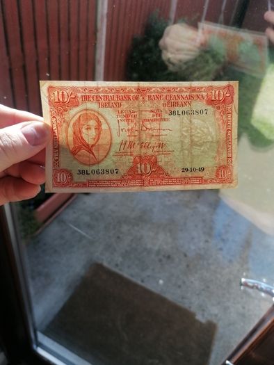 1949 Ireland Ten Shillings Banknote