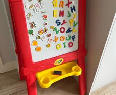 kids whiteboard crayola