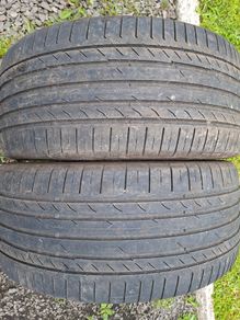 2x 285/45/20 Continental
