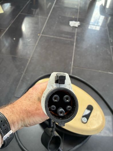 Electric car wall charger