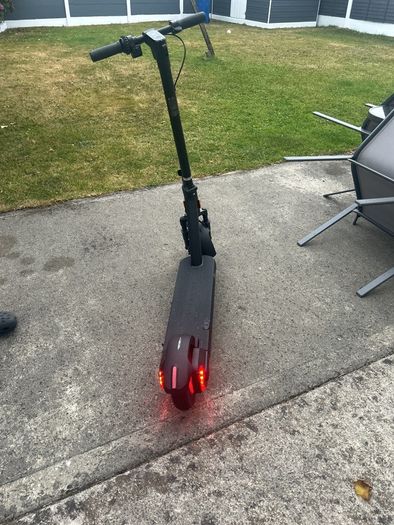 electric scooter