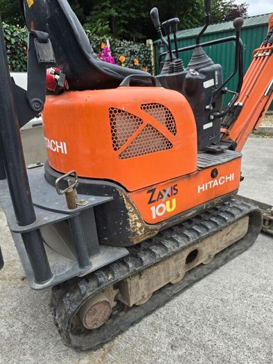 Hitachi Mini Digger Zaxis 10U