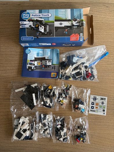 Playtive Police Truck. 489 Pieces. LEGO Compatible