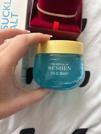 Random selection beauty and skincare items