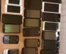 Joblot of 21 Mobile Phones for parts or repair