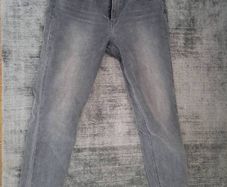 Levi Skinny grey jeans 31 rrp 130