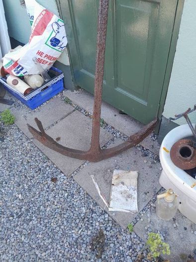 18ct boat anchor