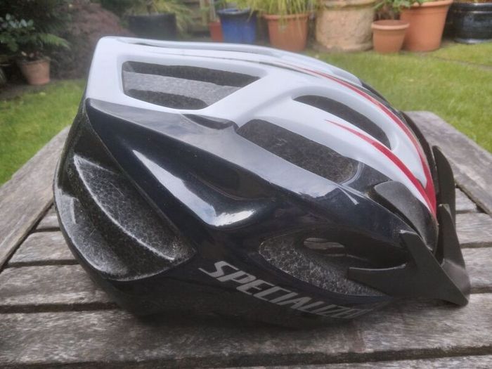 Specialized Cycling Helmet 54-62cms