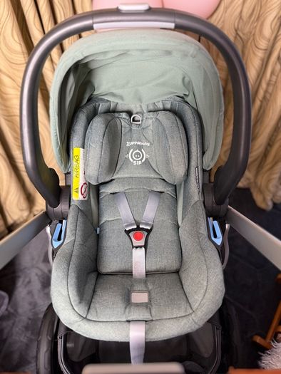 Full travel System Uppababy Vista V2 with car seat and isofix