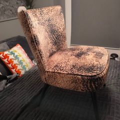 feature chair