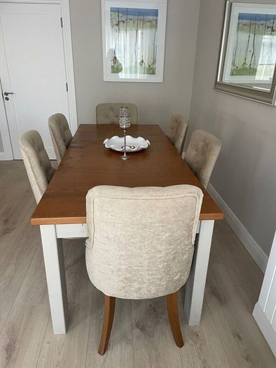 Dining table and 6 chairs