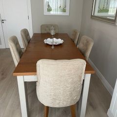 Dining table and 6 chairs
