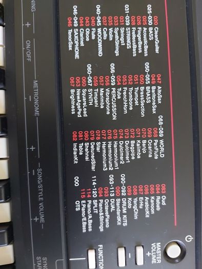 YAMAHA PSR-F51 61 key Keyboard, working perfect and in like new condition, comes with power adaptor