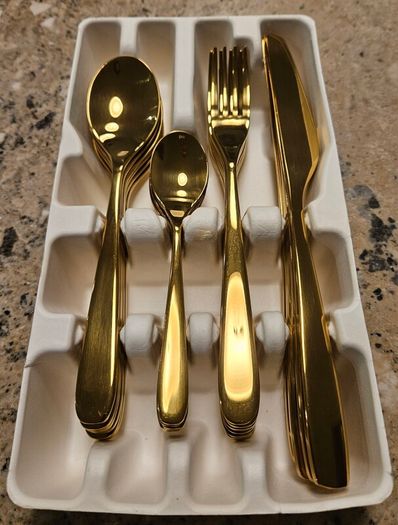 Ikea Tillagad 24 piece cutlery set - Gold