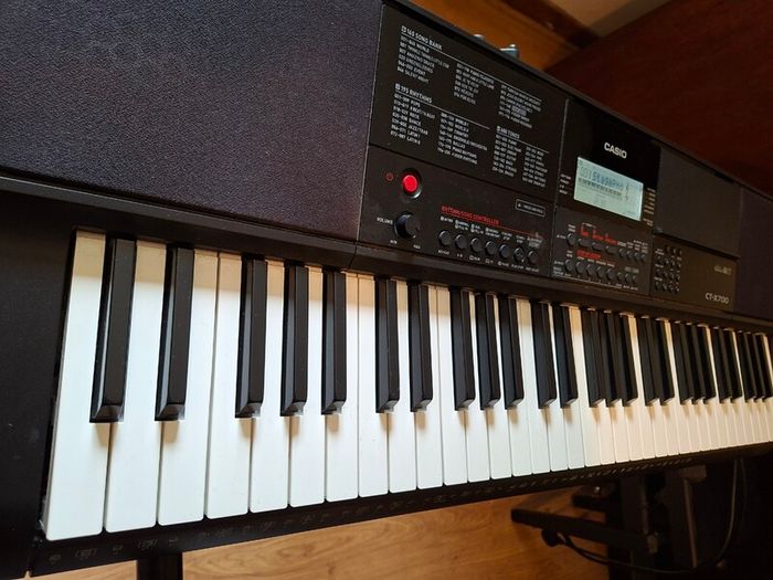 Casio CTX-700 Keyboard