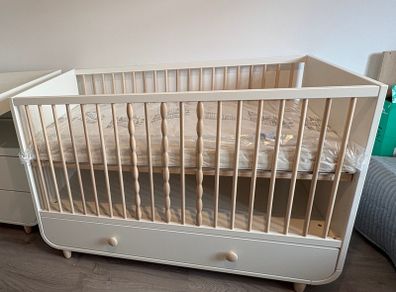 IKEA Myllra cot with drawer