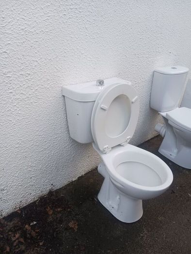 shed clearance bathroom items