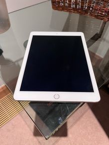 Apple - iPad