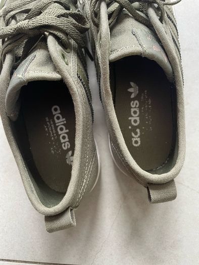 Women Canvas Trainers sneakers Adidas Honey Low Light Olive Green/White size UK 4