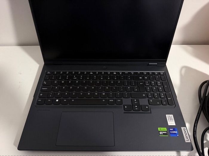 Lenovo Legion Pro 7i Gen 8  i9-13900HX / RTX 4080