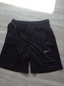 Nike shorts size 8 - 9 Years