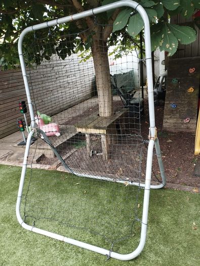 Rebounder net