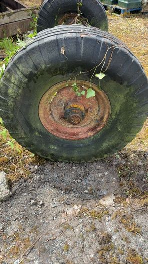 Vintage Axle