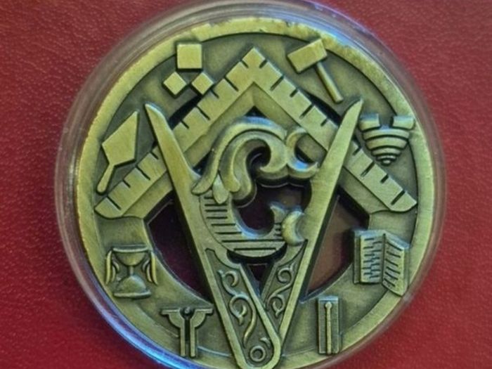 Masonic commerative coin.