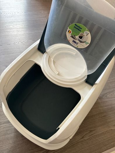 Cat / pet toilet