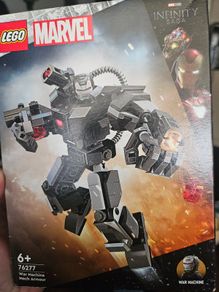 Lego Marvel BNWT
