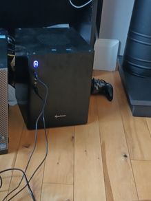 SHarkoon gaming PC
