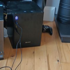 SHarkoon gaming PC